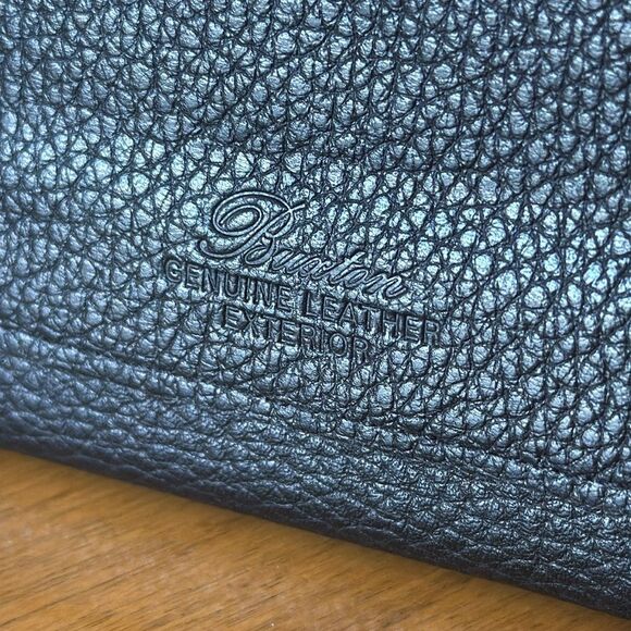 NWOT Buxton wallet - Picture 4 of 7